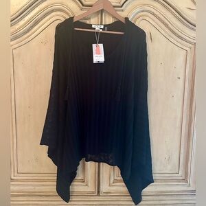 Simply Noelle Black Lightweight Poncho Style Sweater with Hood